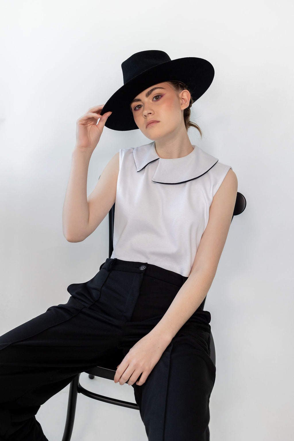 White Peter Pan Collar Blouse