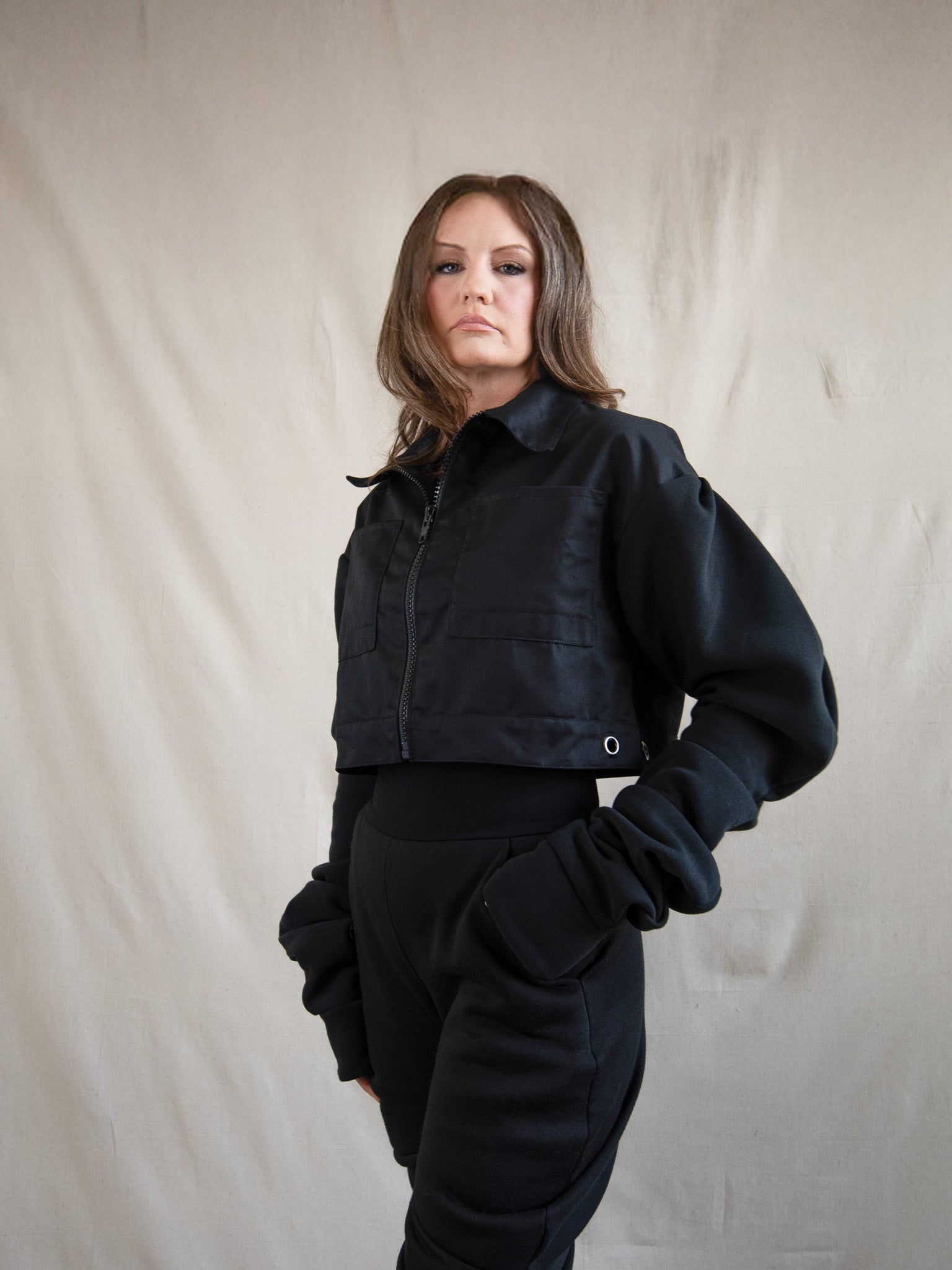 Black - Soft and Structured Cropped Jacket – CasasRojas